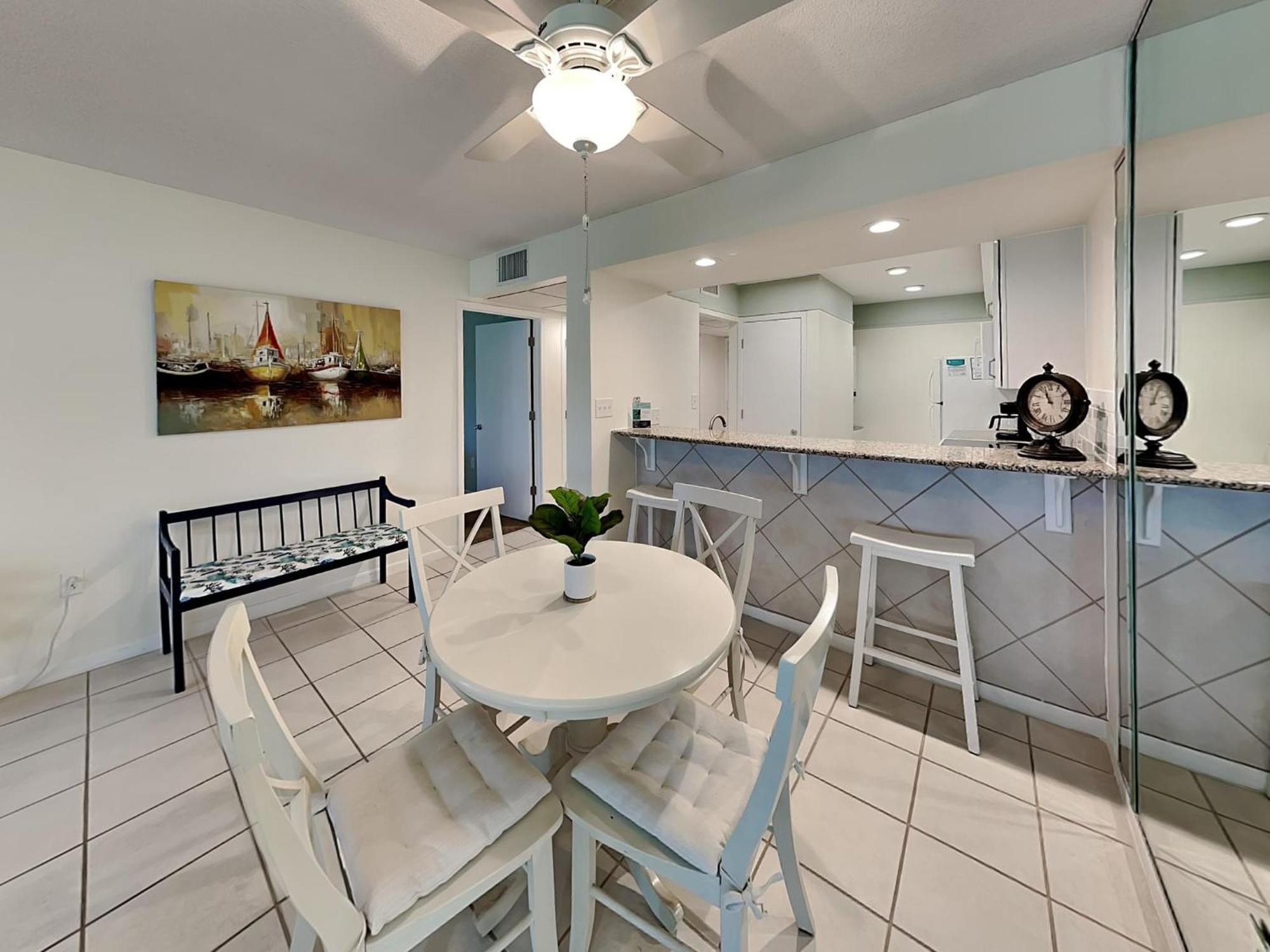 Edgewater 703 Apartment