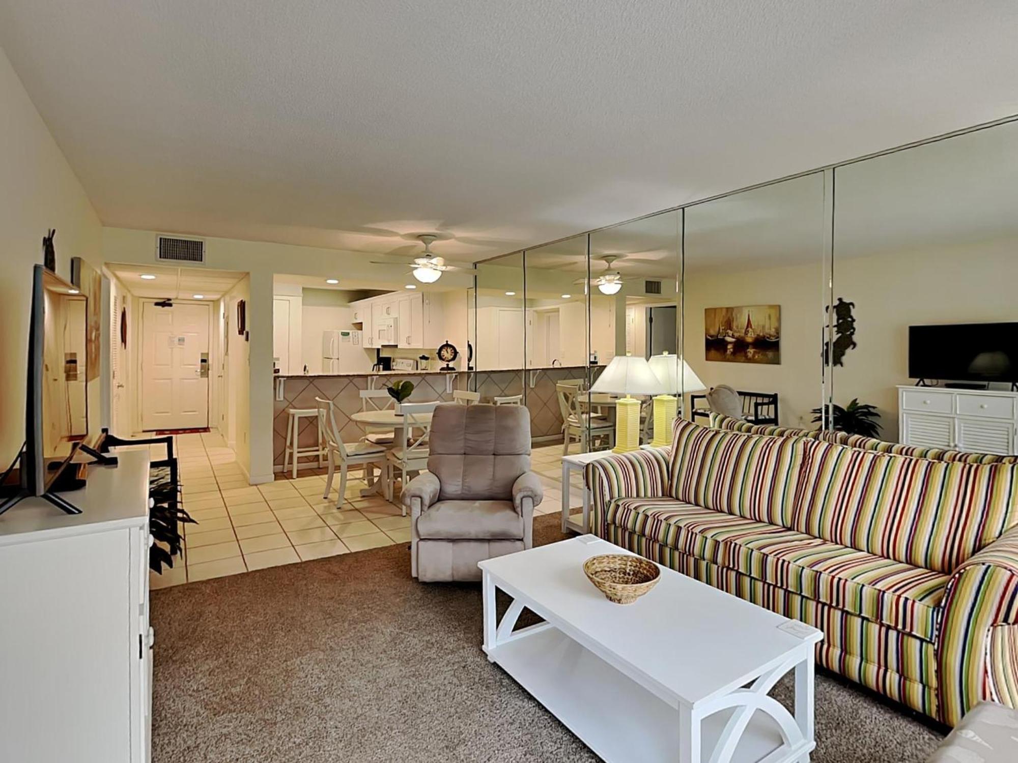 Apartment Edgewater 703 *